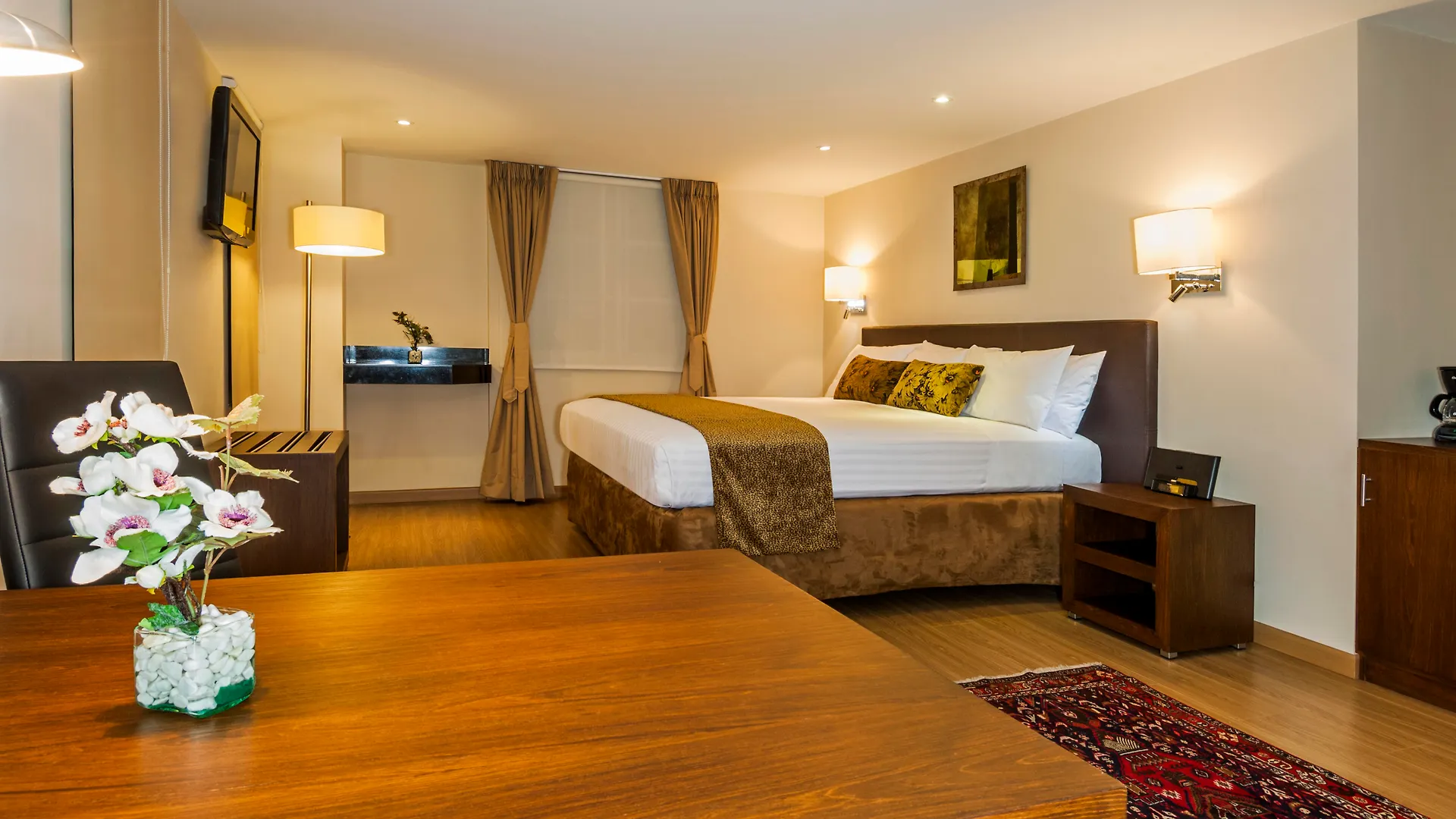 Hotel Porton Bogotá 5*,