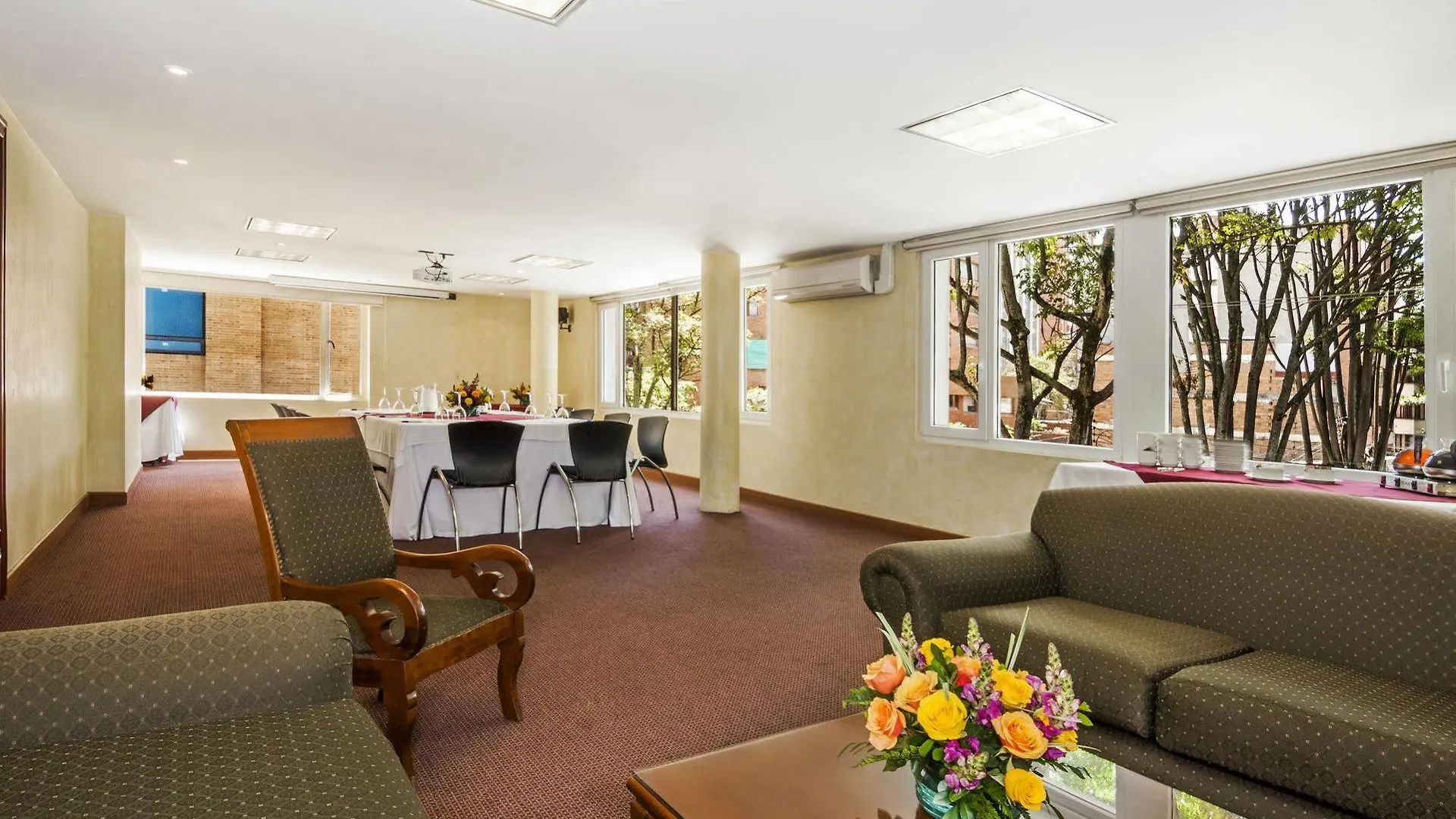 Hotel Porton Bogotá 5*,